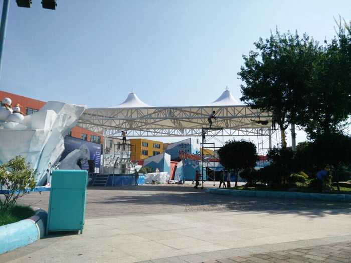 武漢極地海洋世界膜結構建筑工程